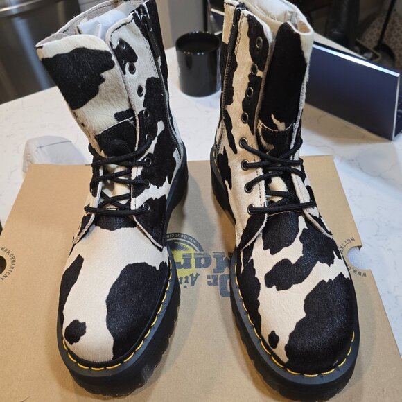 DR. MARTENS JADON HAIR-ON COW PRINT PLATFORM BOOTS WOMENS U SIZE 6 NEW - Picture 3 of 16